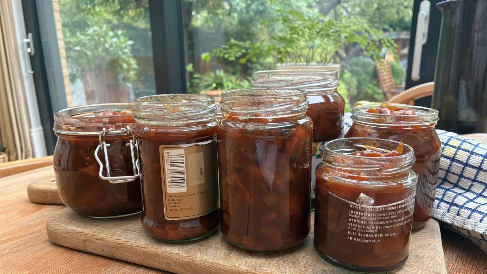 Jars of Mum's Apple/Pear Chutney